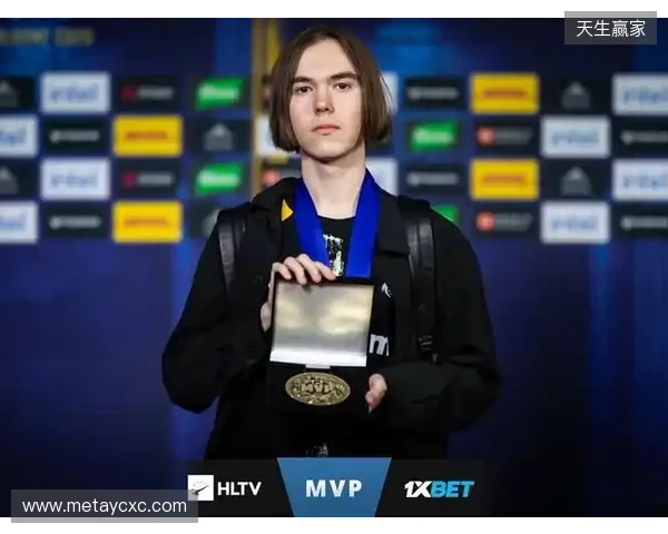 世一门！德转钱多多身价涨至4500万欧，独享世一身价门将