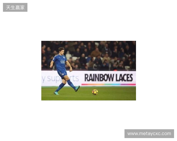 多古:球队本赛季凝聚力更强了,我已经很好地适应了英超联赛